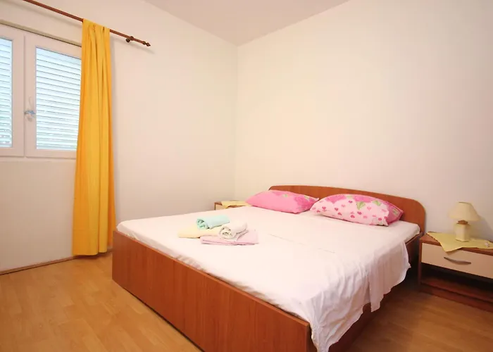 648b Apartment Orebic